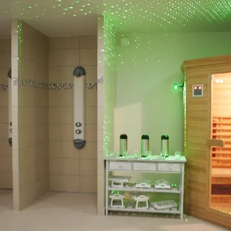 Hotel Escale St Joseph 2*
